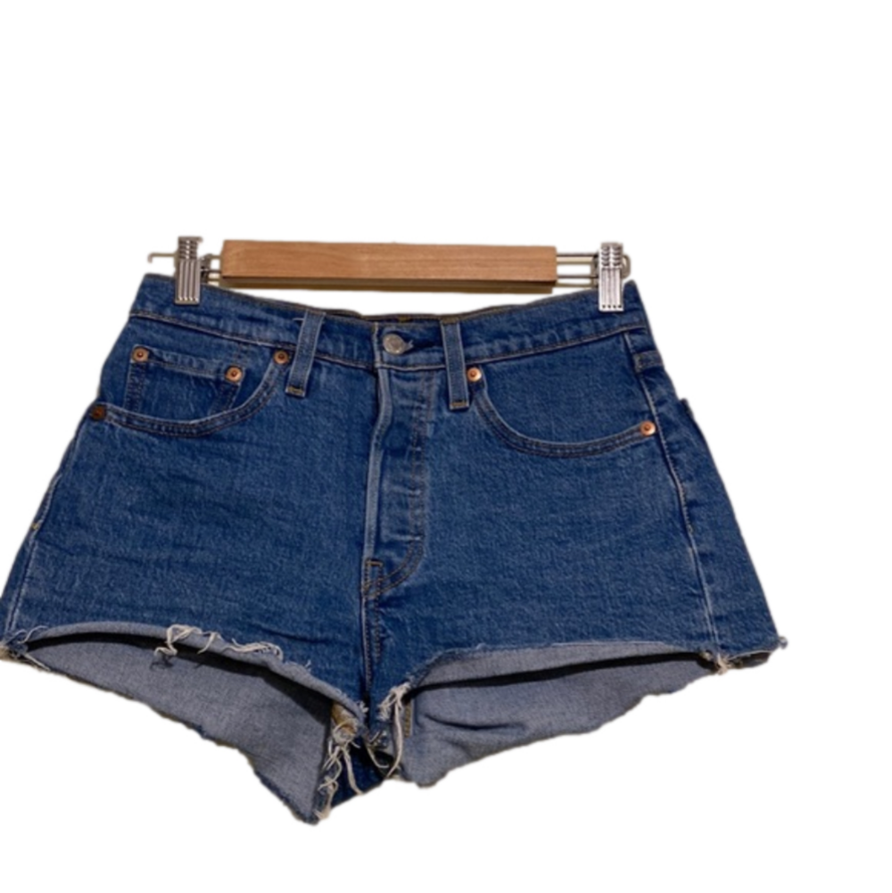 Levi’s 501 denim blue shorts . Size 24